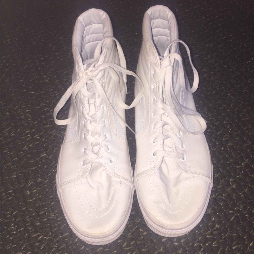 *NEW* White High Top Vans
